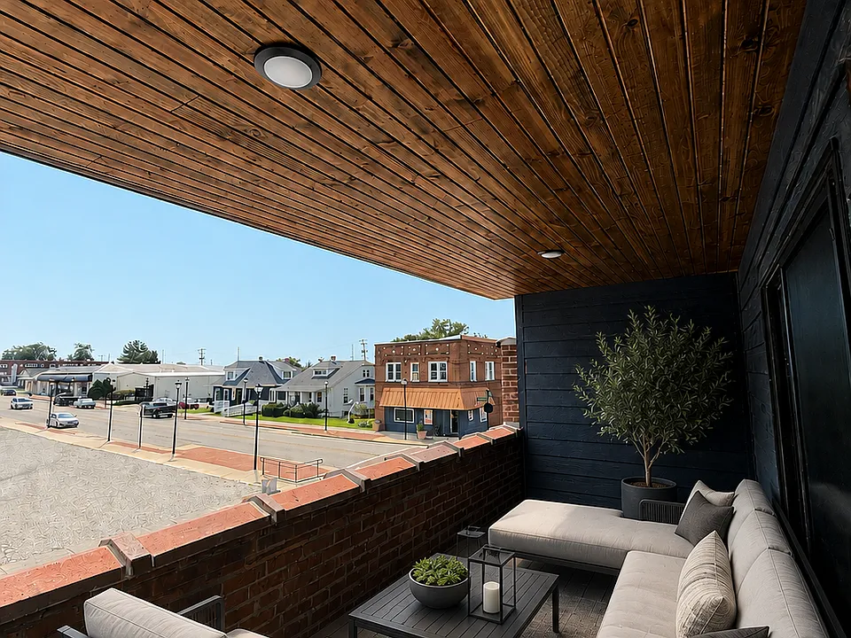 8 N 1st St