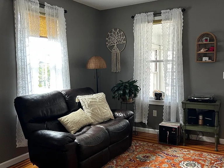 16 Lilley St #16-2 — Photo 4