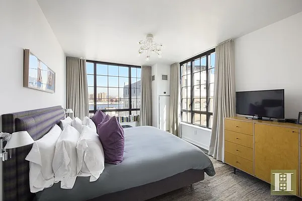 Sold by Halstead Real Estate | media 5