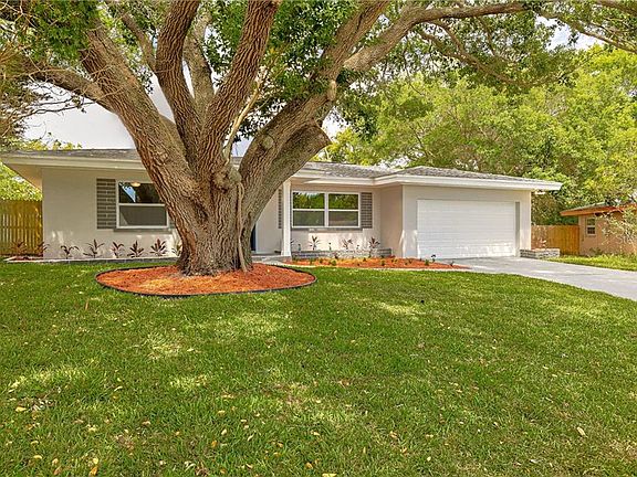 5th image of 1329 Byron Dr