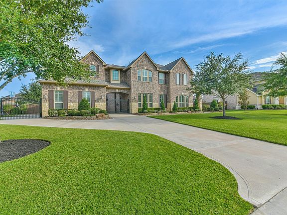 3rd image of 21611 Silverheels Dr
