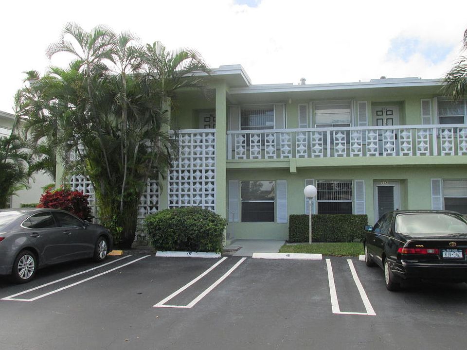 Home For Sale In Pines Of Delray