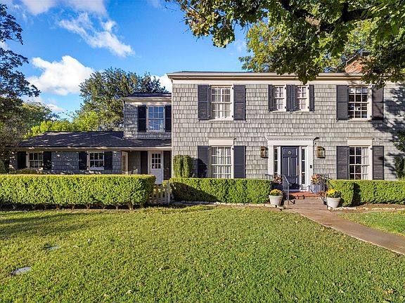 2nd image of 6902 Robin Rd