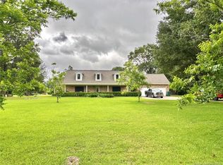 2221 Oak Grove Dr, Vinton, LA 70668