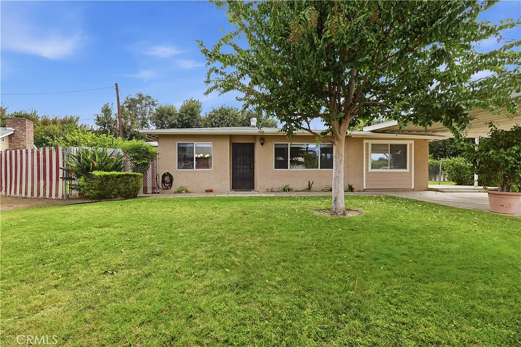3 bed, 1200 sqft, $3,800 — Photo 1