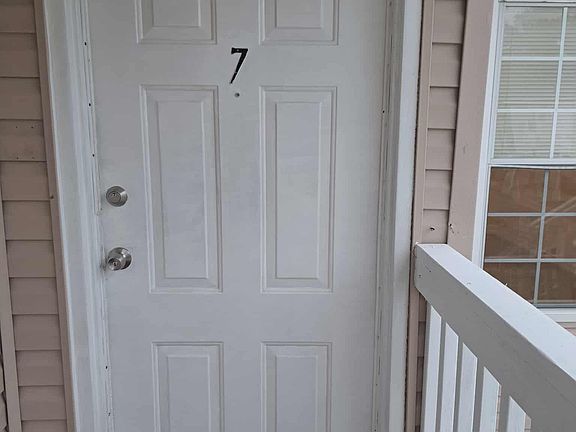 5th image of 7101 Joy St APT I7