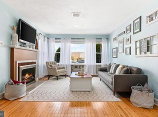 706 W Pennsylvania Ave, Downingtown, PA 19335