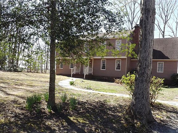 2nd image of 622 Claypool Ct
