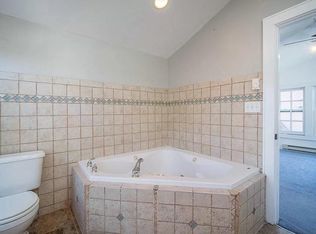 3421 N Frederick Ave #B, Milwaukee, WI