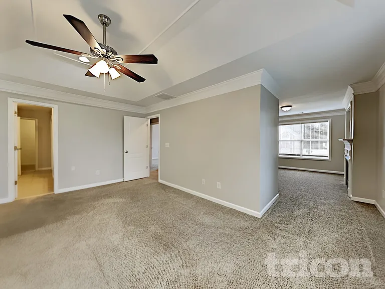 4311 Glen Heights Way — Photo 13