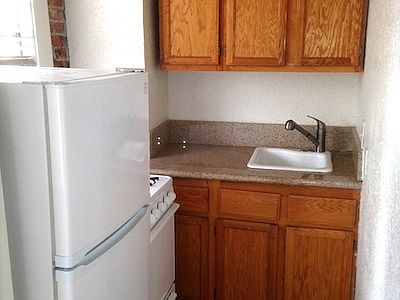 1st image of 120 Westminster Ave APT 20