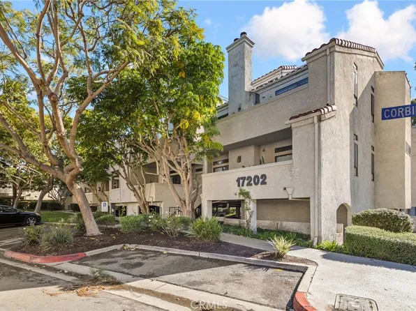 17202 Corbina Ln APT 202, Huntington Beach, CA 92649