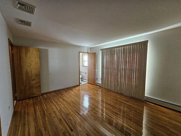 27 Whitaker Ave #1 — Photo 17