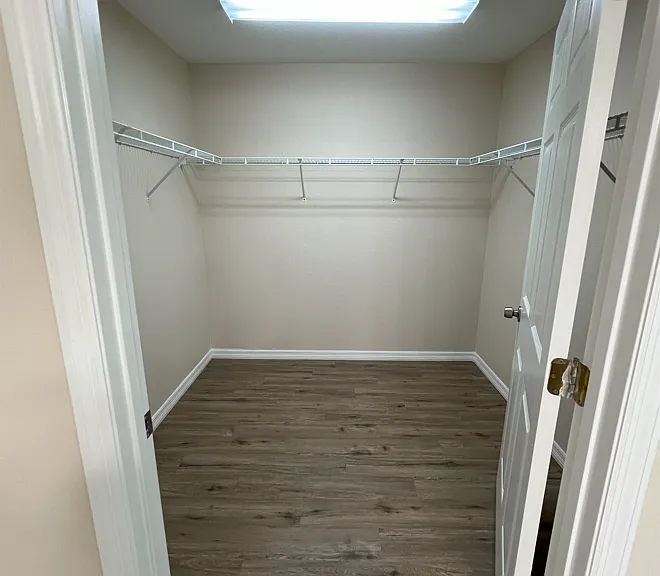 4818 Calatrava Ave — Photo 22