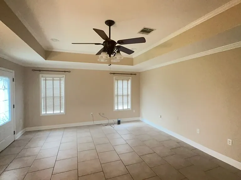 165 Jolie Oaks Blvd — Photo 2