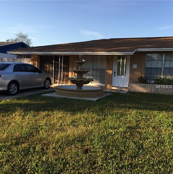 1st image of 7938 Woodgrove Cir