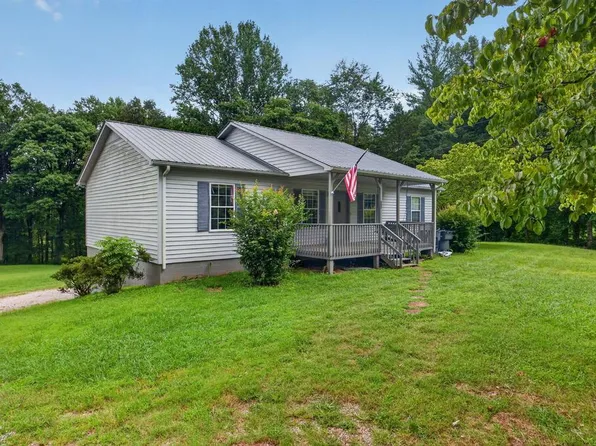 4536 Old Sparta Rd, Cookeville, TN 38506