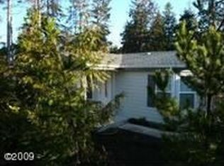150 Seagrove Loop, Lincoln City, OR 97367