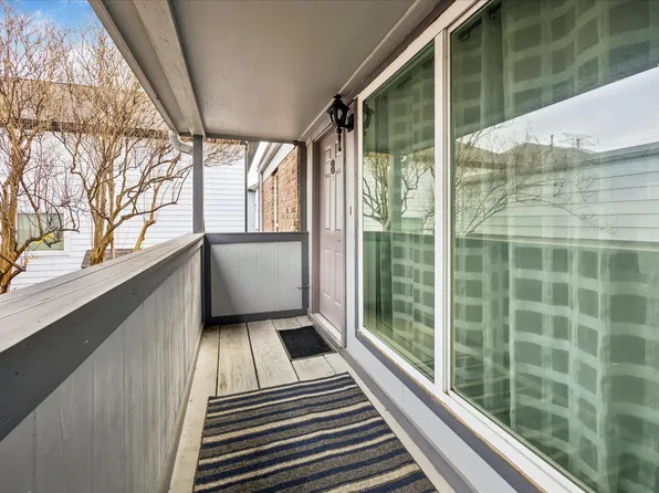 4450 Sherwood Ln APT 8, Houston, TX 77092