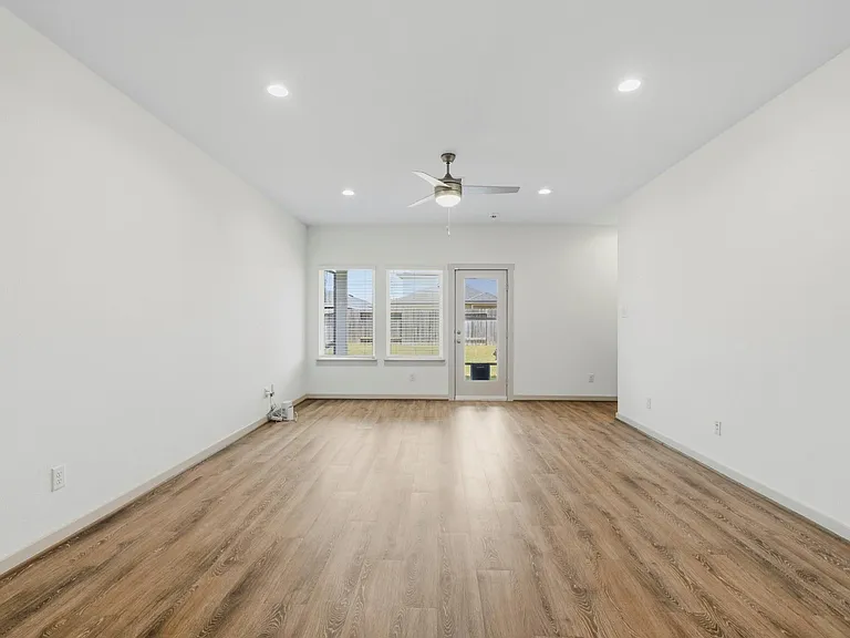 12515 Newport Arch Ln — Photo 15