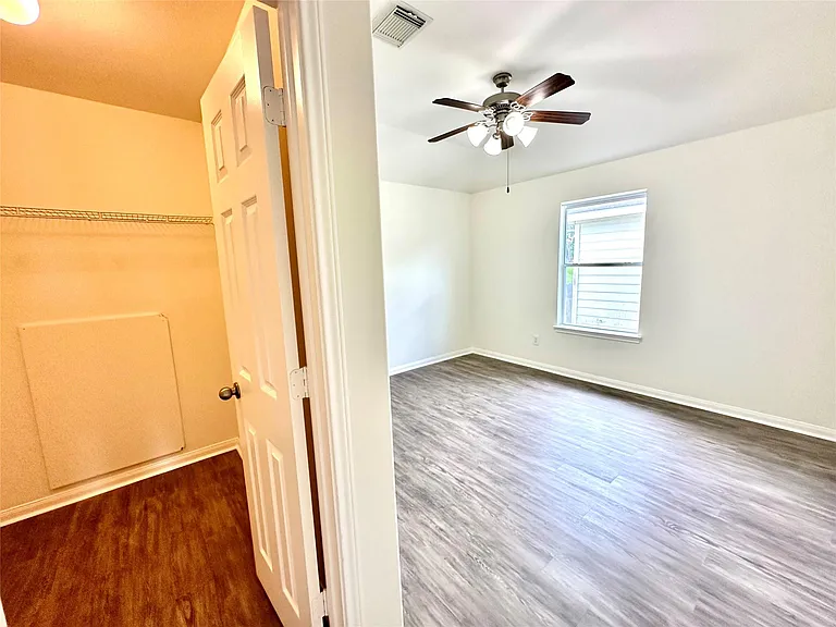 25311 Clover Ranch Dr — Photo 20