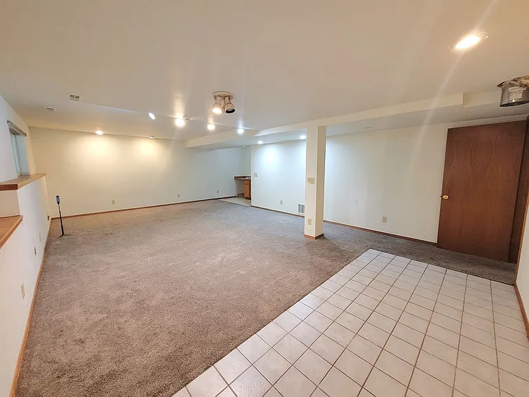 3320 Allen Ave — Photo 24