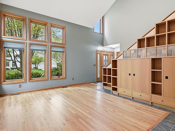5th image of 151 King Hill Rd
