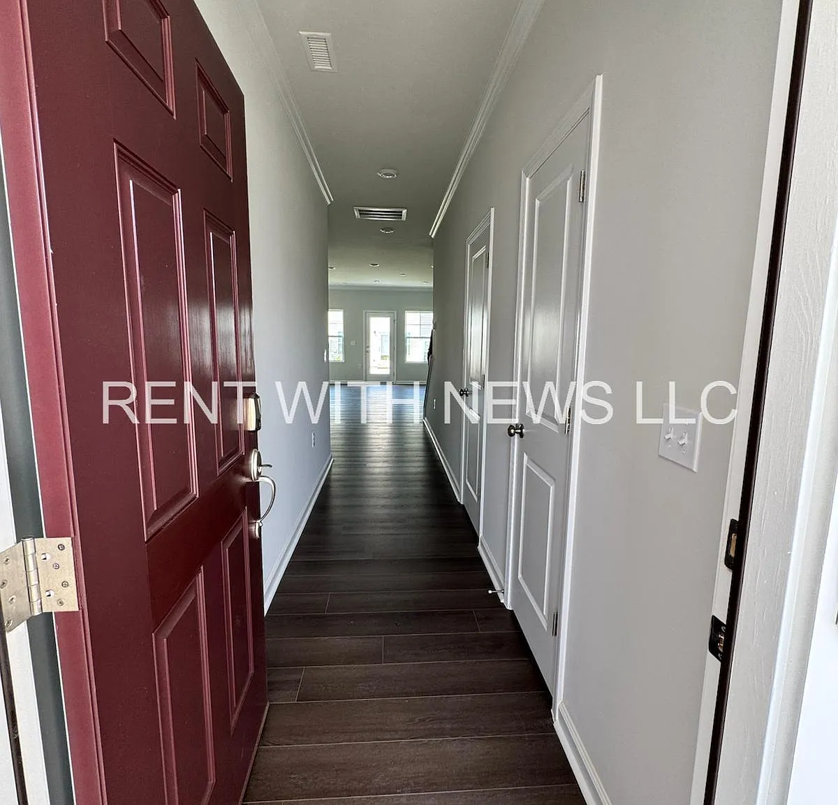 3 bed, 2.5 bath, 1581 sqft, $1,695 — Photo 3