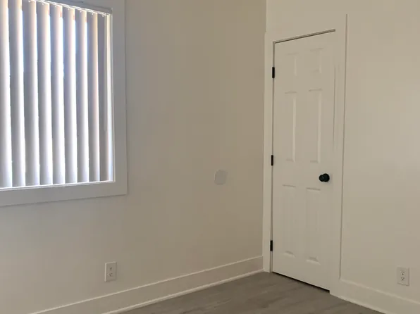 10803 Wright Rd APT 5, South Gate, CA 90280