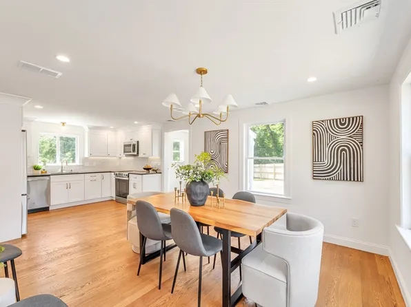 49 Maynard Rd, Dedham, MA 02026