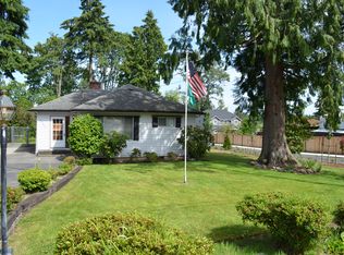 8406 NE 146th St, Kenmore, WA 98028