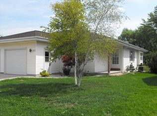 1085 Mihill Ave, Fond Du Lac, WI 54935