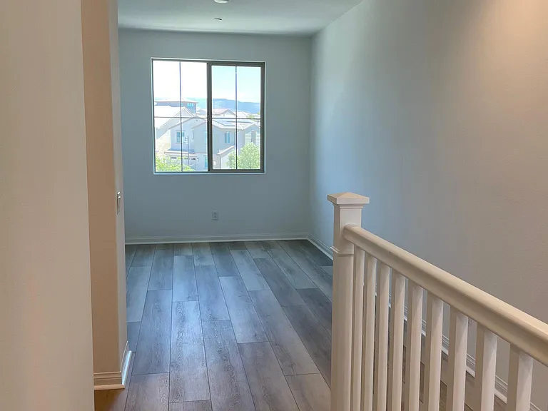 742 Longhorn Way — Photo 10