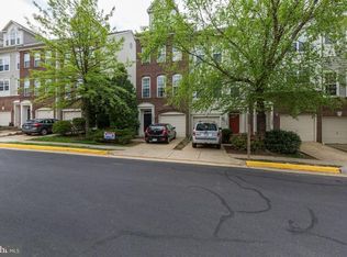 11423 Log Ridge Dr, Fairfax, VA 22030