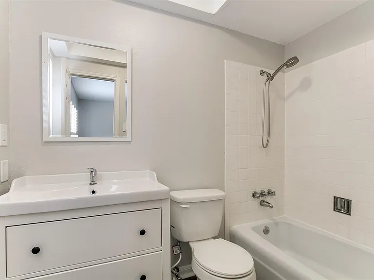 1407 Springrock Ln — Photo 16