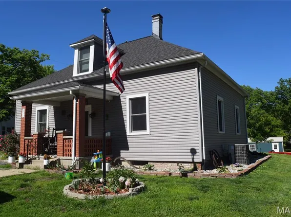 833 Edward St, Saint Libory, IL 62282