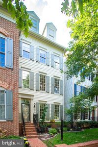 1852 Carpenter Rd, Alexandria, VA, 22314