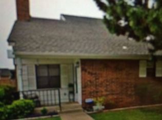 2903 Village Cir, Edmond, OK 73013