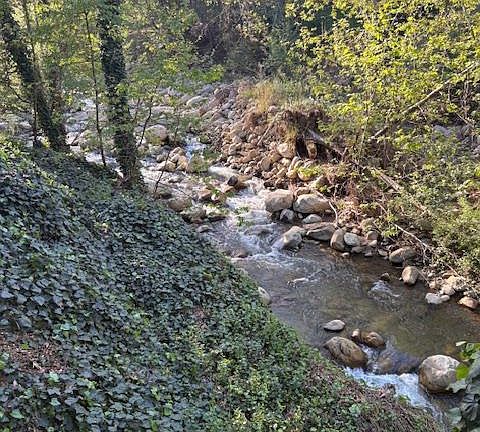 2nd image of 15667 Ojai Rd