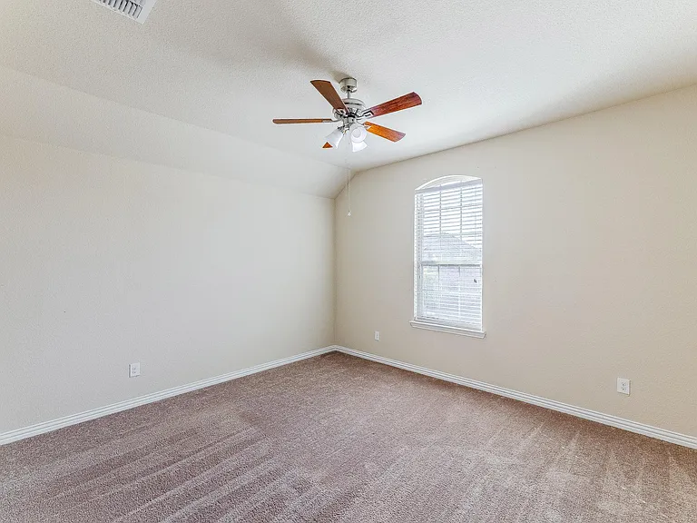 4713 Lake Cove Way — Photo 28