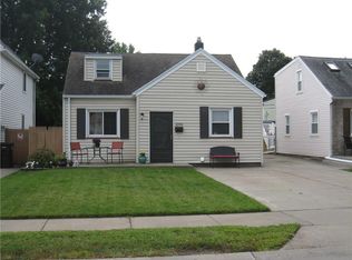 1093 Britton Rd, Rochester, NY 14616