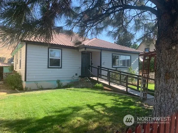 200 River Street, Cashmere, WA 98801