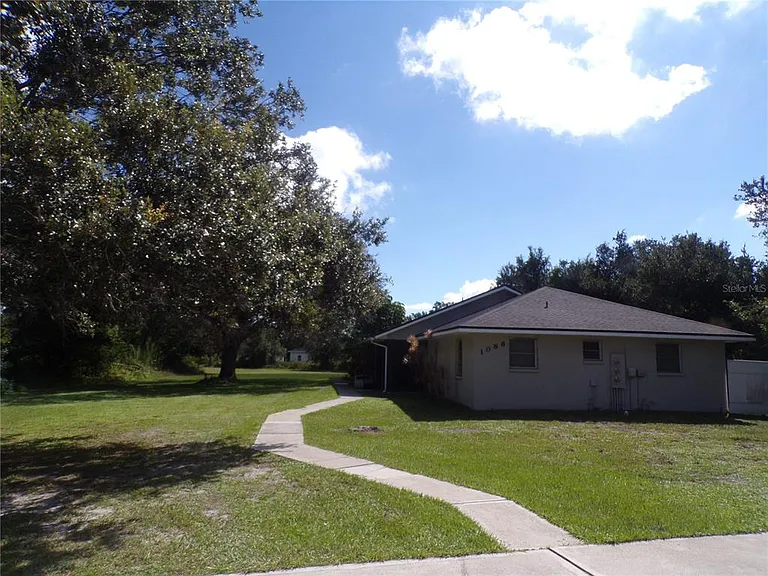 1088 Melville Rd #A — Photo 14