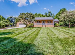 150 Canterbury Place Rd, Mooresville, NC 28115