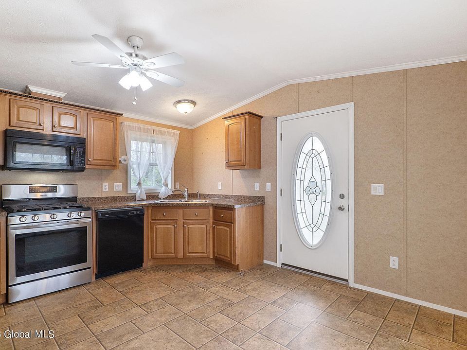 8 2nd Street, Gansevoort, NY 12831 Zillow