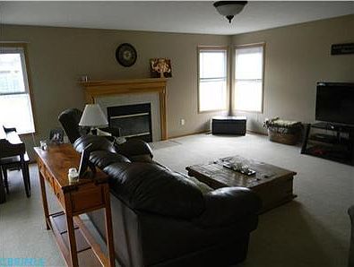 4th image of 523 Carson Farms Blvd