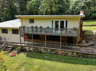 1928 Albermarle Dr, Hixson, TN 37343