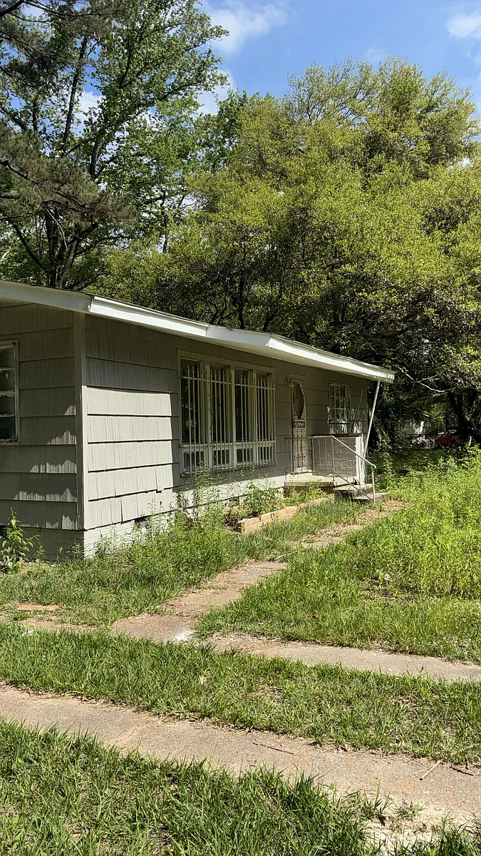 Building Photo - 3536 Rosemary Ave