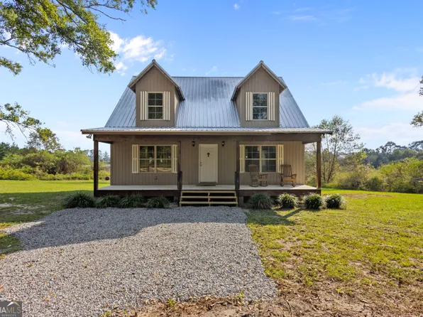 468 Lake Lannell Rd, Odum, GA 31555