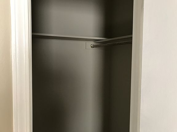 MB walk in closet